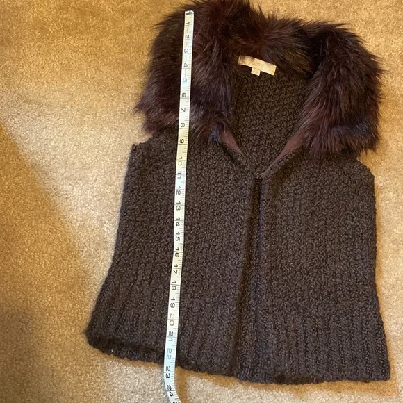 LOFT Knit Faux Fur Lined Vest - Picture 7 of 11